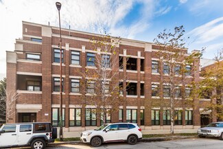 2730 N Ashland Ave Unit 303, Chicago, IL 60614