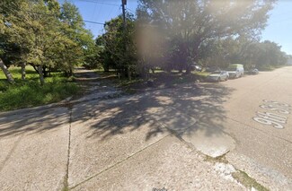 111 9th St S, Texas City, TX 77590