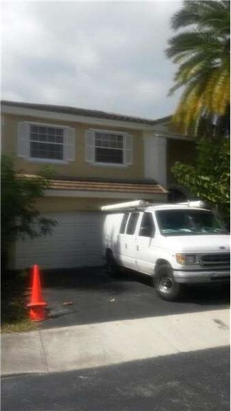 731 Rock Hill Ave, Davie, FL 33325