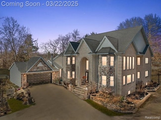 1270 John R Rd, Rochester Hills, MI 48307