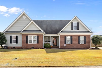 312 Brogden Ct, Winterville, NC 28590
