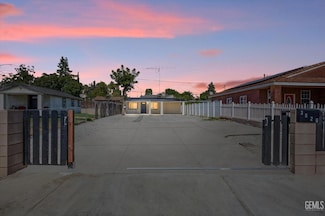 3826 Oregon St, Bakersfield, CA 93306