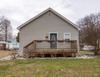 1717 Hicks Dr, Evansville, IN 47714