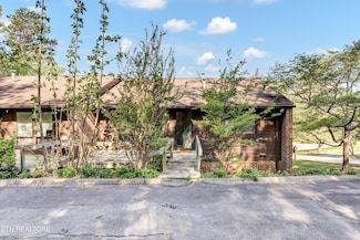1434 Montvale Station Rd, Maryville, TN 37803