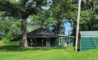 26521 Old Railroad St, Tamms, IL 62988