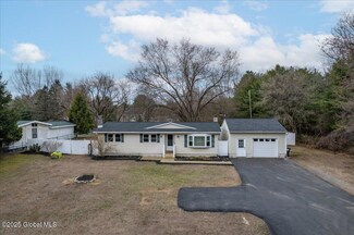 144 Edie Rd, Saratoga Springs, NY 12866