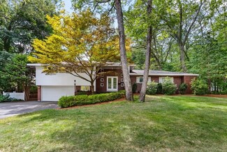 25 Chatham Way, Lynnfield, MA 01940