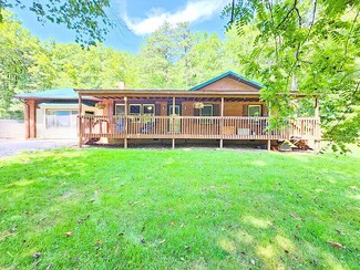 5283 Peaceful Valley Rd, New Castle, VA 24127
