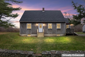 240 Rankin St, Rockland, ME 04841