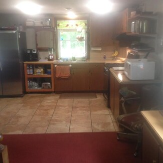 97 Octagon Dr, Charlestown, NH 03603