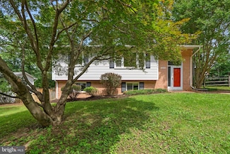 16204 Cannfield Dr, Laurel, MD 20707