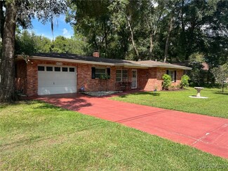 6733 E Gurley St, Inverness, FL 34452