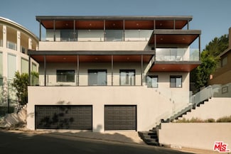 3763 Prestwick Dr, Los Angeles, CA 90027