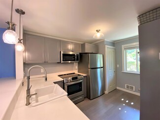 232 Eaton Ln, Brewster, MA 02631