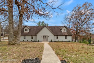 2338 Lakewood Rd, Jefferson City, MO 65109
