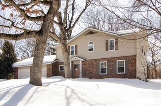 2088 Vienna Ln, Saint Paul, MN 55122