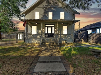 1109 Rutland St, Houston, TX 77008