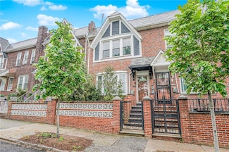 138 Wakeman Place, Brooklyn, NY 11220
