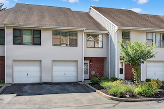 110 Deer Ct Dr, Middletown, NY 10940