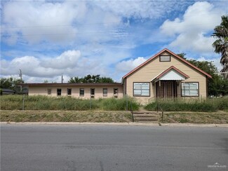 318 E 3rd St, Elsa, TX 78543