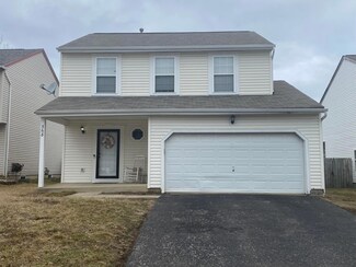 368 Oak Village Dr, Columbus, OH 43207