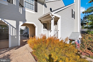 2907 S Woodley St Unit C, Arlington, VA 22206