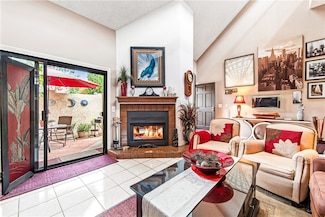 5471 E Centralia St Unit 24, Long Beach, CA 90808