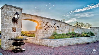 5512 Enclave Ridge Cir, Manhattan, KS 66503