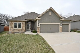 18 NE 102nd St, Kansas City, MO 64155
