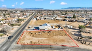 14905 Luna Rd, Victorville, CA 92392
