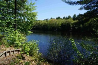 32 Old River Rd, Corinth, NY 12822