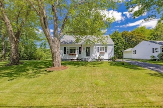 90 Brittany Rd, Indian Orchard, MA 01151