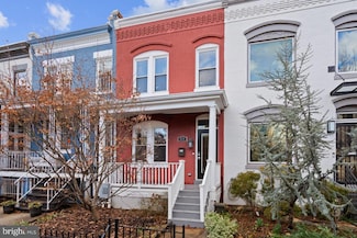 525 14th St SE, Washington, DC 20003