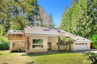 18205 NE 194th St, Woodinville, WA 98077