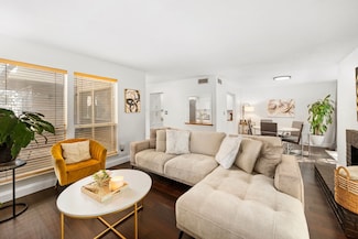 9810 Amberton Pkwy, Dallas, TX 75243