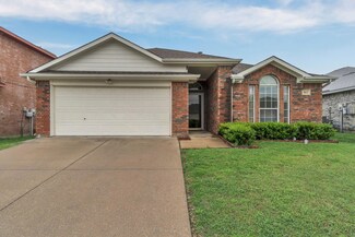 903 Sesame Dr, Arlington, TX 76010