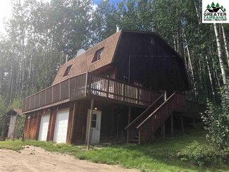 3445 Snowflake Ln, Fairbanks, AK 99709