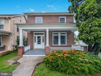 729 E Main St, Ephrata, PA 17522