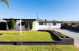 13870 Larwin Rd, La Mirada, CA 90638