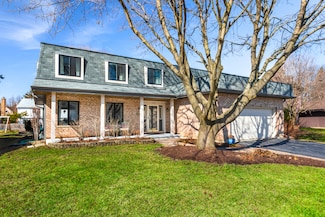 6458 Cape Cod Ct, Lisle, IL 60532