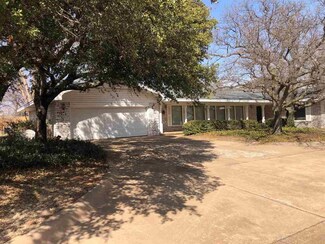 805 Park Ave, Frederick, OK 73542