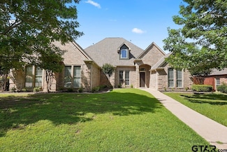 2322 Kingsmill Cir, Tyler, TX 75703
