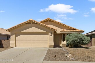9381 E Yogo Sapphire Ln, Tucson, AZ 85747