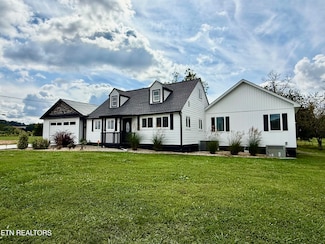 107 Farmer Rd, Rockford, TN 37853