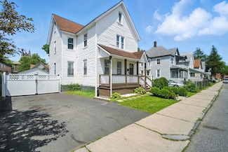 18 Olive St, Springfield, MA 01109