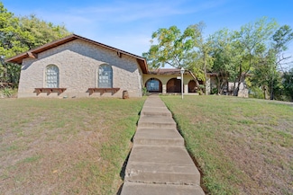 1910 Woodland Ave, Austin, TX 78741