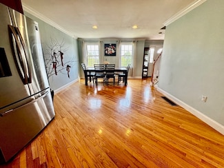 339 Butman Rd, Lowell, MA 01852