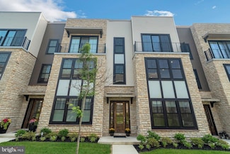 341 Horseshoe Trail, Newtown Square, PA 19073