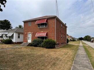 5876 W 54th St, Cleveland, OH 44129