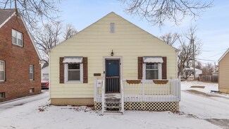 2422 Carlton Ct, Fort Wayne, IN 46802